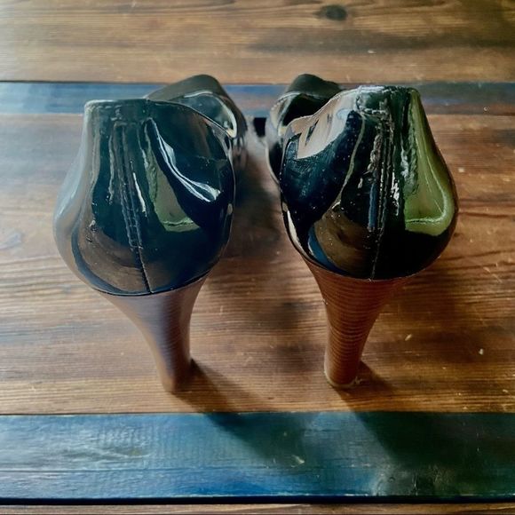 Marc Fisher Patent Leather Heels Size 9 - Picture 8 of 13